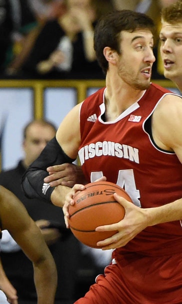Fifth-ranked Wisconsin routs UW-Milwaukee